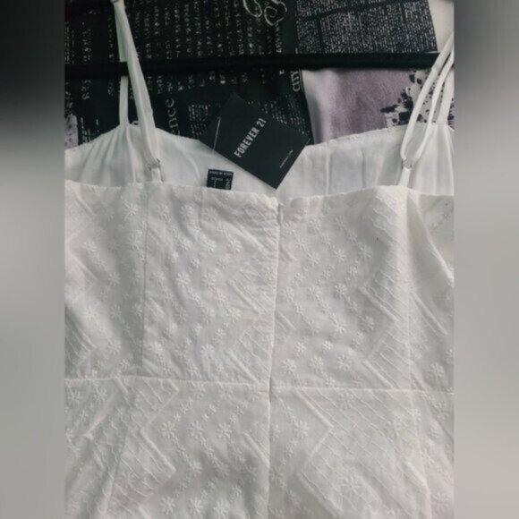 FOREVER 21 Twee Coquette White Eyelet Ladies Mini Dress size LARGE - Picture 6 of 9
